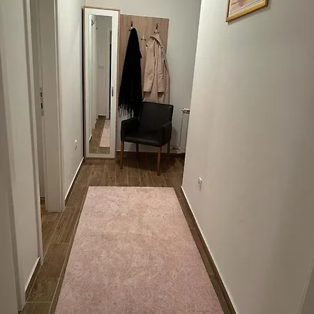 Apartman Carolija Pale